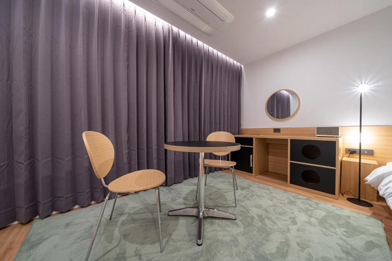 Aank Hotel Daejeon Yongjeon 2Nd Екстер'єр фото