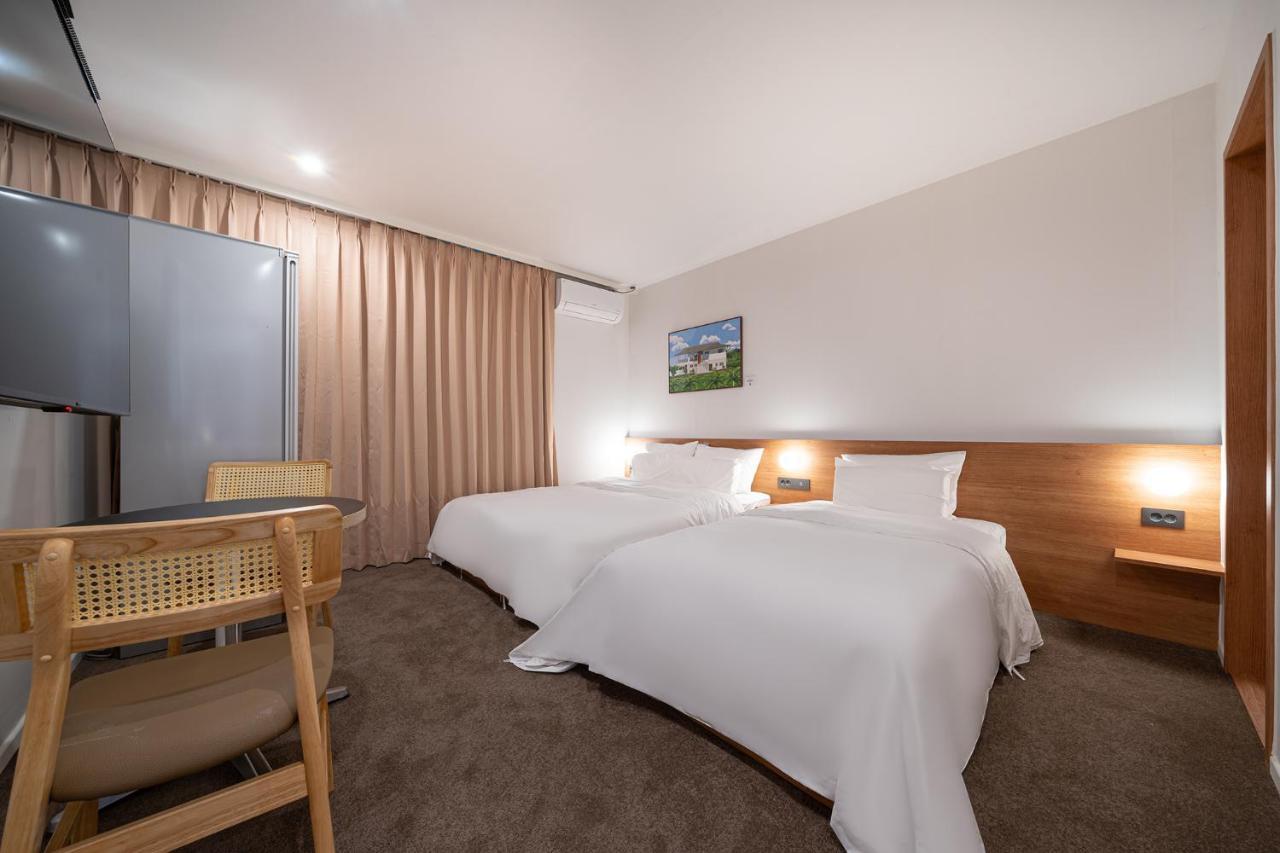 Aank Hotel Daejeon Yongjeon 2Nd Екстер'єр фото